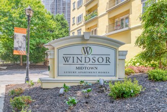 Windsor at Midtown in Atlanta, GA - Foto de edificio - Building Photo