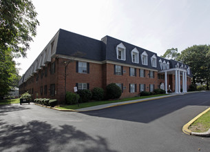 Maplewood Senior Citizens Apartments in Maplewood, NJ - Building Photo - Building Photo