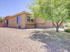 6794 E Sea Horse Rd in Tucson, AZ - Building Photo - Building Photo