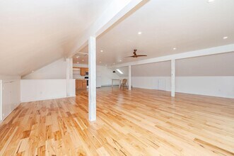 345 Dry Hill Rd in Barrington, NH - Building Photo - Building Photo