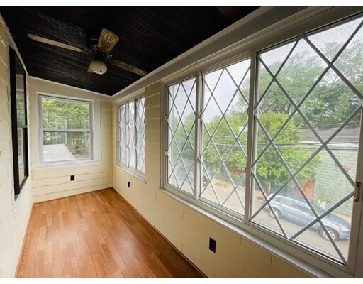 5 Parkdale St in Somerville, MA - Building Photo - Building Photo