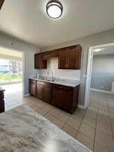 17326 Park Ave in Lansing, IL - Building Photo - Building Photo