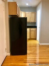 220 Hanover St in Boston, MA - Building Photo - Building Photo