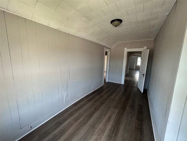 931 9th Ave, Unit 1 in Port Arthur, TX - Building Photo - Building Photo