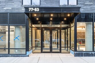 77-63 Vleigh Pl in Flushing, NY - Building Photo - Building Photo