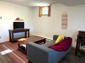 317 N Wasson Ln, Unit B in River Falls, WI - Building Photo - Building Photo