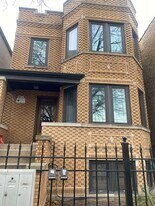 2825 N Hamlin Ave, Unit #1 in Chicago, IL - Building Photo