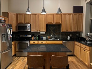 1951 W 26th St, Unit 205 in Cleveland, OH - Building Photo - Building Photo