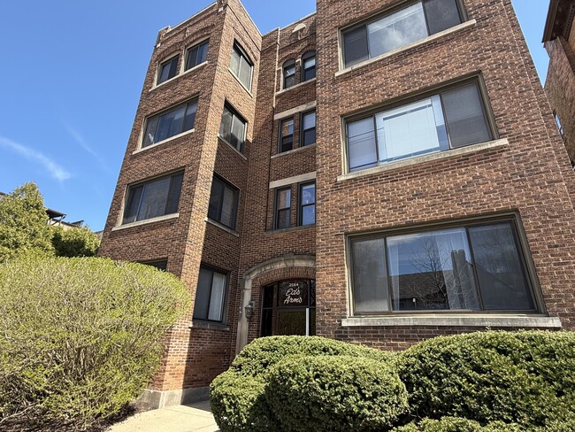 2564 Lake