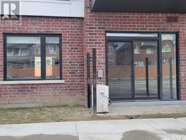 58-158 Sky Harbour Dr in Brampton, ON - Building Photo - Building Photo