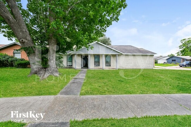 property at 8519 Avington Rd