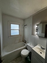 1920 Kensington Rd in Toledo, OH - Building Photo - Building Photo