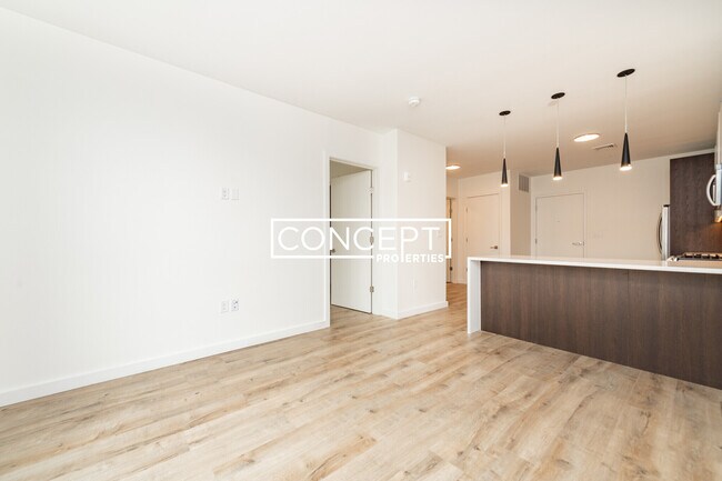 1 Sewall St, Unit 305CP in Boston, MA - Building Photo - Building Photo