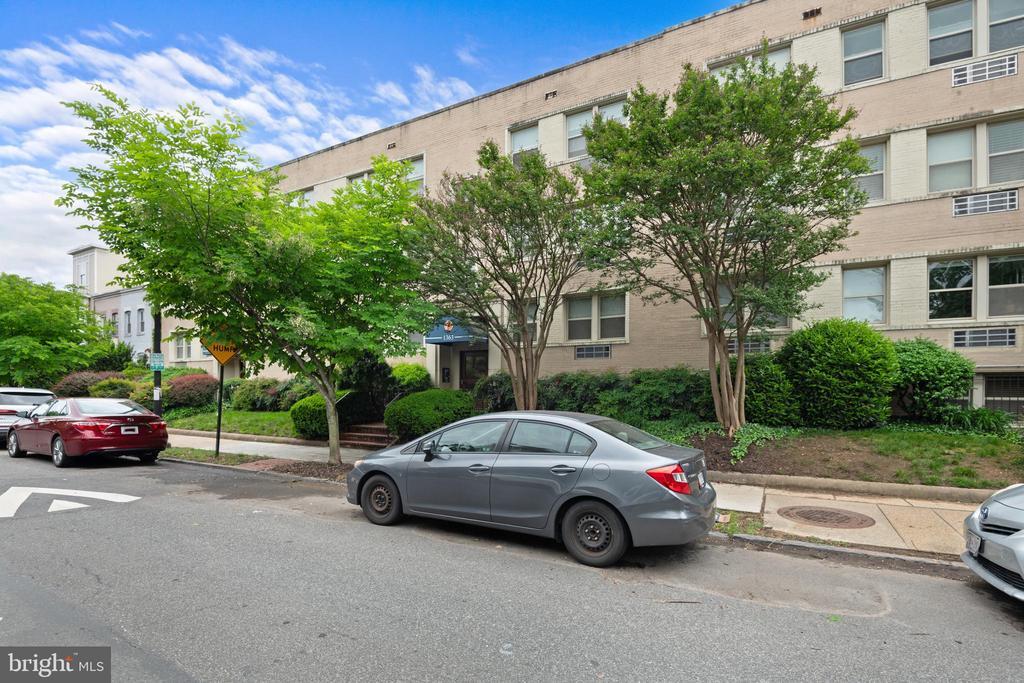 1363 K St SE in Washington, DC - Building Photo