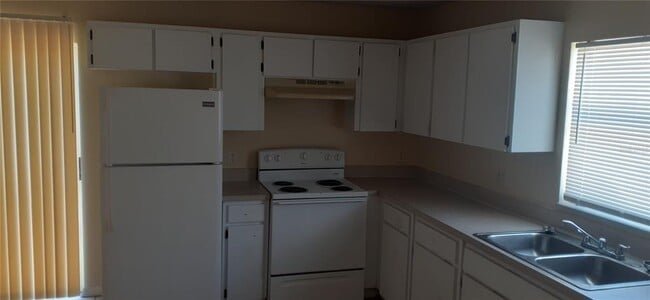 3709 N 52nd St in Tampa, FL - Building Photo - Building Photo