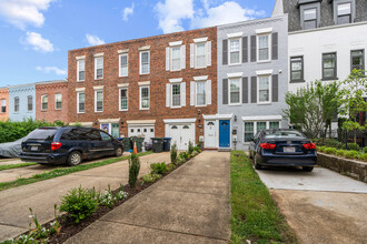 Capitol Hill Townhomes in Washington, DC - Building Photo - Building Photo