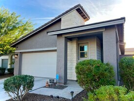 2126 N Marketside Ave in Buckeye, AZ - Building Photo