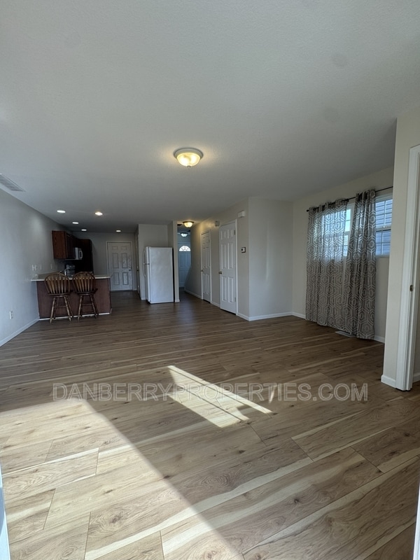 214 Madison Ave in Findlay, OH - Building Photo - Building Photo