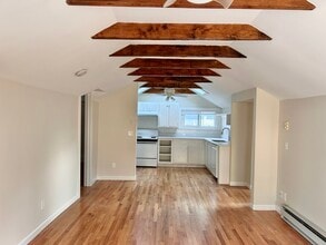 6-5 5th St in Madison, CT - Building Photo - Building Photo