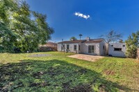 235 Los Alamos Dr in San Diego, CA - Foto de edificio - Building Photo