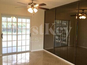 7131 NW 46th Ct in Lauderhill, FL - Building Photo - Building Photo