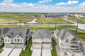 5234 Capricorn Wy in Manvel, TX - Building Photo - Building Photo