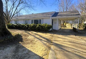 1019 Buckner Rd in Memphis, TN - Building Photo