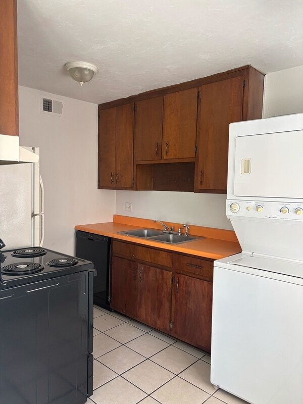 property at 207 Lovelace Dr