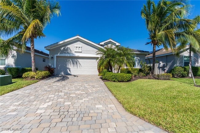 3669 Crimson Ln in Ft. Myers, FL - Building Photo - Building Photo