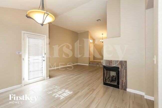 3312 Hyannis Cir in Las Vegas, NV - Building Photo - Building Photo