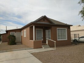 615 Harrison Ave in Las Vegas, NV - Building Photo