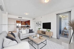 1830 Radius Dr in Hollywood, FL - Building Photo