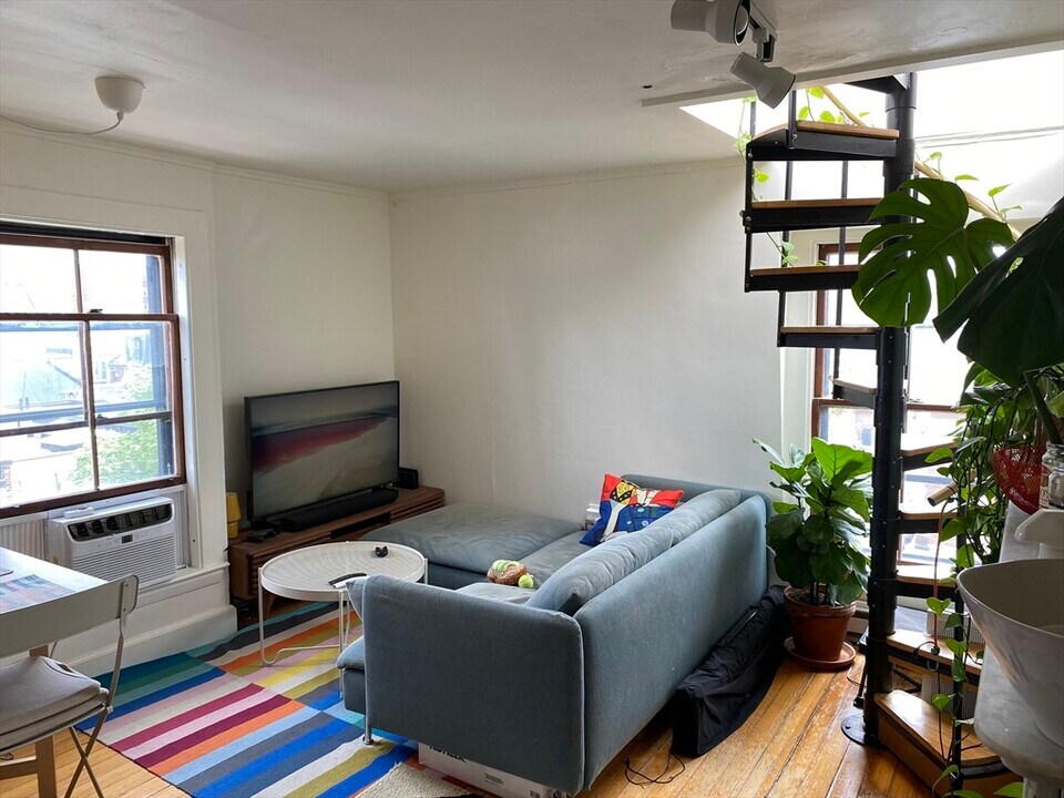 49 Brimmer St in Boston, MA - Foto de edificio