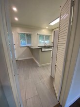 4225 Ventura Canyon Ave in Sherman Oaks, CA - Building Photo - Building Photo