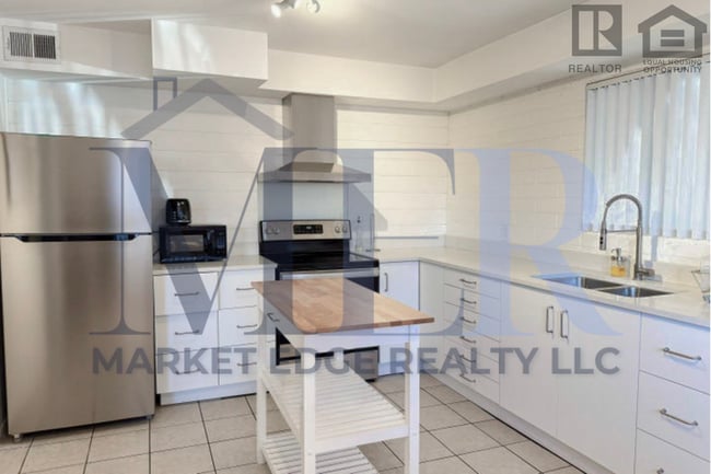 property at 4711 N 15th Ave