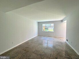 9528 Hagel Cir in Lorton, VA - Building Photo