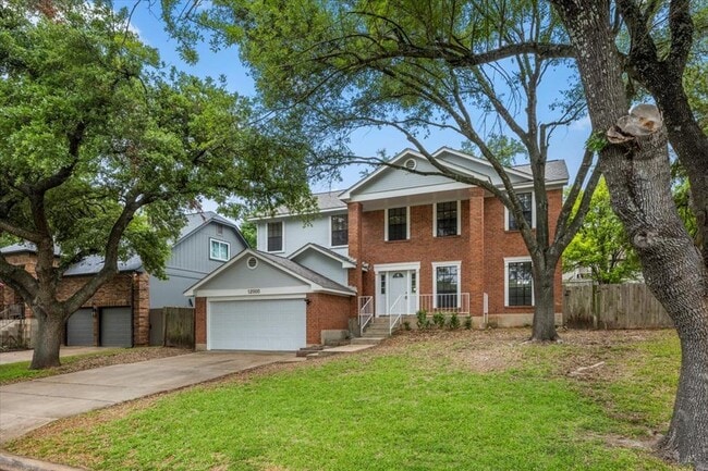 12000 Lincolnshire Dr in Austin, TX - Building Photo - Building Photo