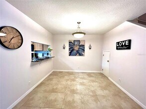 207 Penmark Stone Pl in Valrico, FL - Building Photo - Building Photo