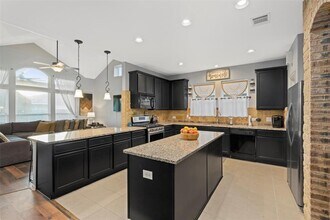 8234 Angelo Loop in Round Rock, TX - Building Photo - Building Photo