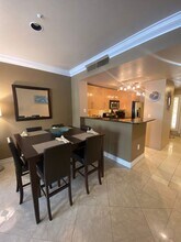 260 E Flamingo Rd in Las Vegas, NV - Building Photo - Building Photo