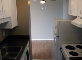 1612 Apartments in Calgary, AB - Building Photo - Interior Photo