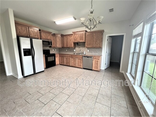 40320 Creekway Cove Ct in Gonzales, LA - Building Photo - Building Photo