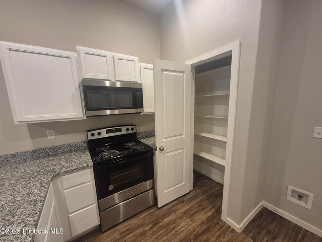 2110 Kokomo Ave in Lubbock, TX - Building Photo - Building Photo