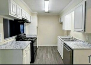 1011 Fairway St in Jackson, MS - Building Photo - Building Photo