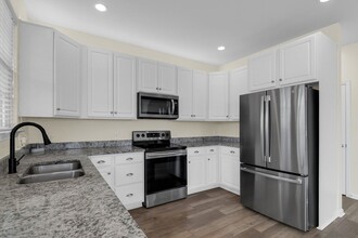 1419 Hermitage Ln in Ladson, SC - Foto de edificio - Building Photo