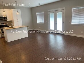 333 S Fort Ln in Layton, UT - Building Photo - Building Photo