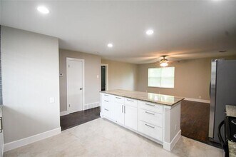 3430 Princeton Dr in Irving, TX - Foto de edificio - Building Photo
