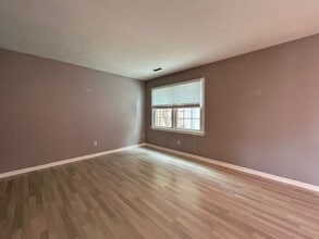 4761 Old Hickory Rd in Virginia Beach, VA - Building Photo - Building Photo