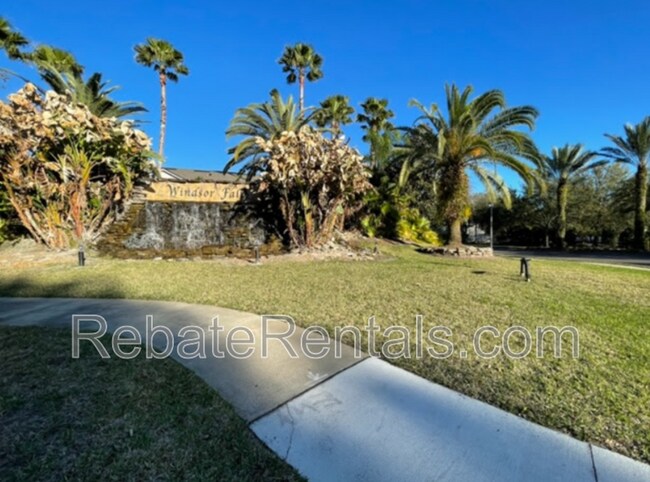 property at 7175 Deerfoot Cir
