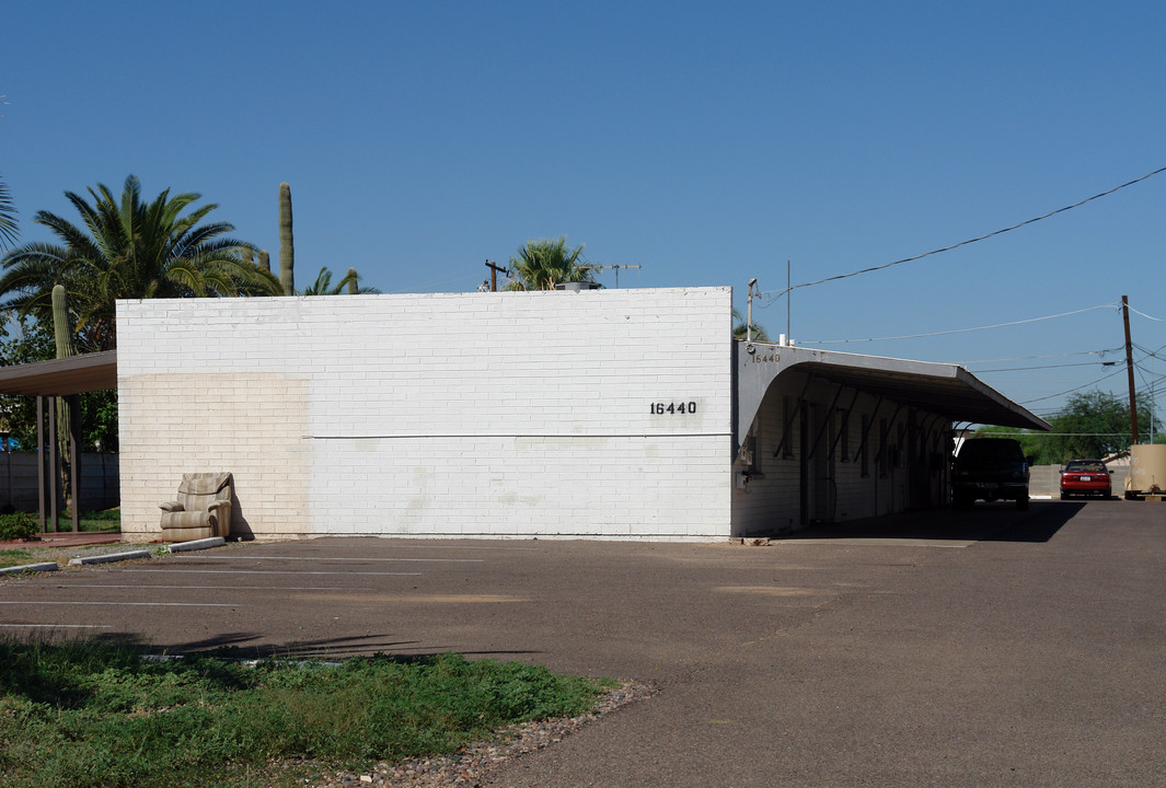 16440 N 25th St in Phoenix, AZ - Building Photo